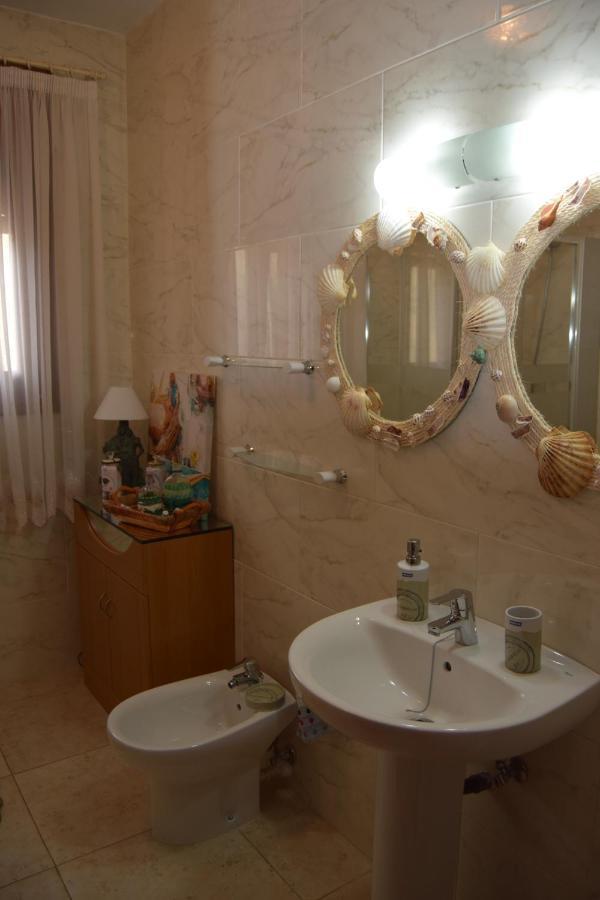 Villa Los Inkas Miami Platja  Exterior foto